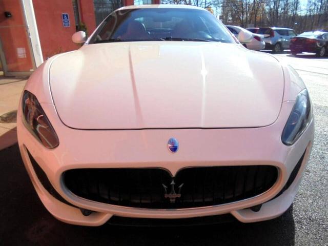 Photo of 2017 White Maserati GranTurismo
