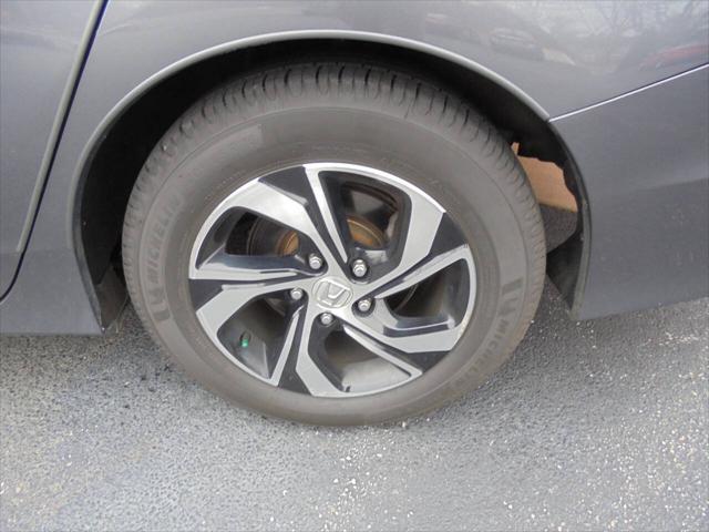 Photo of 2016 Modern Steel Metallic Honda Accord