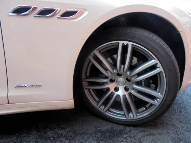 Photo of 2018 Bianco Maserati Quattroporte