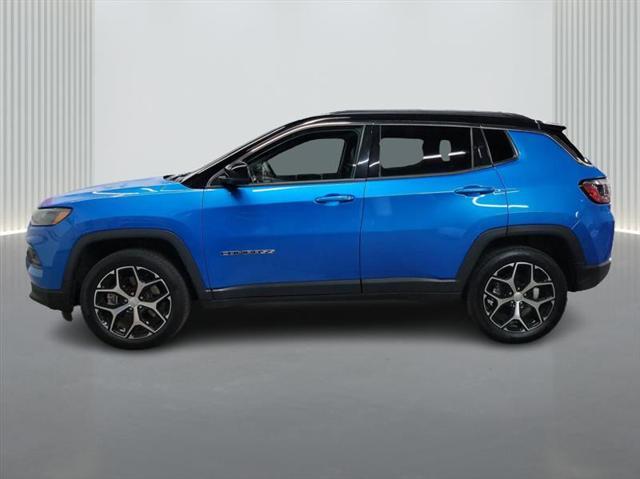 Photo of 2024 Blue Jeep Compass