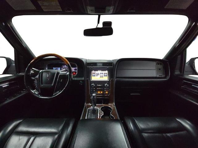 Photo of 2017 Black Velvet Lincoln Navigator