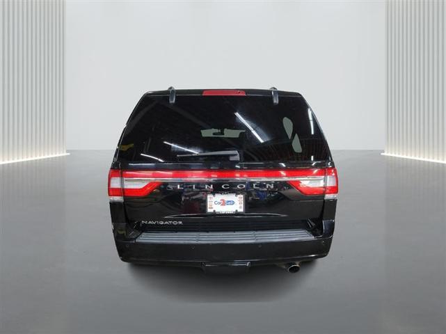 Photo of 2017 Black Velvet Lincoln Navigator