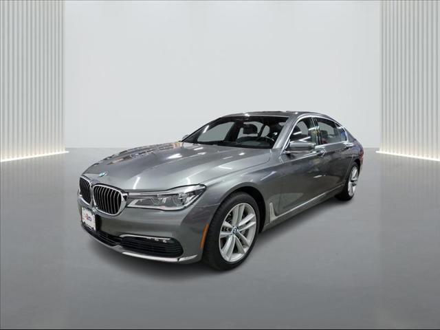 2017 BMW 750