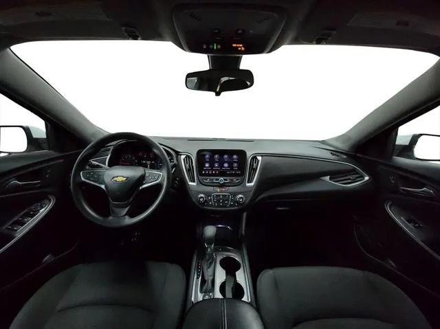 Photo of 2022 Summit White Chevrolet Malibu