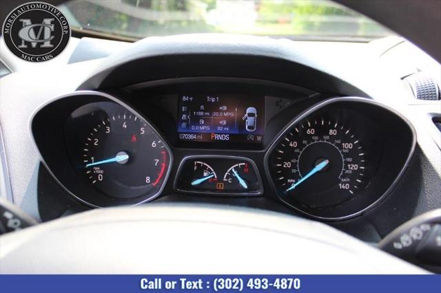 Photo of 2019 Oxford White Ford Escape
