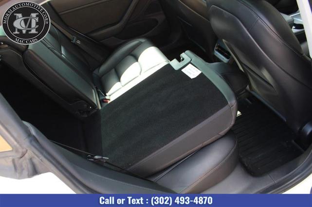 Photo of 2021 Pearl White Multi-Coat Tesla Model 3