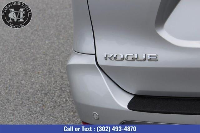 Photo of 2019 Brilliant Silver Metallic Nissan Rogue