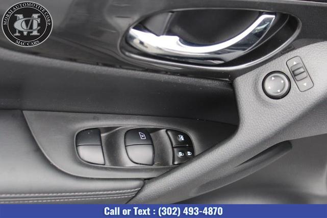Photo of 2019 Brilliant Silver Metallic Nissan Rogue