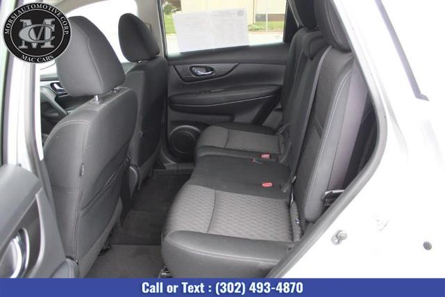 Photo of 2019 Brilliant Silver Metallic Nissan Rogue