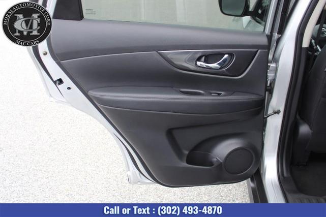 Photo of 2019 Brilliant Silver Metallic Nissan Rogue