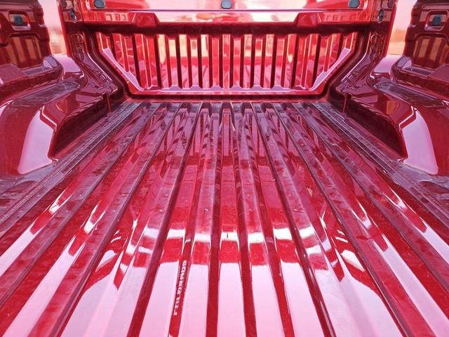 Photo of 2025 Radiant Red Tintcoat Chevrolet Colorado