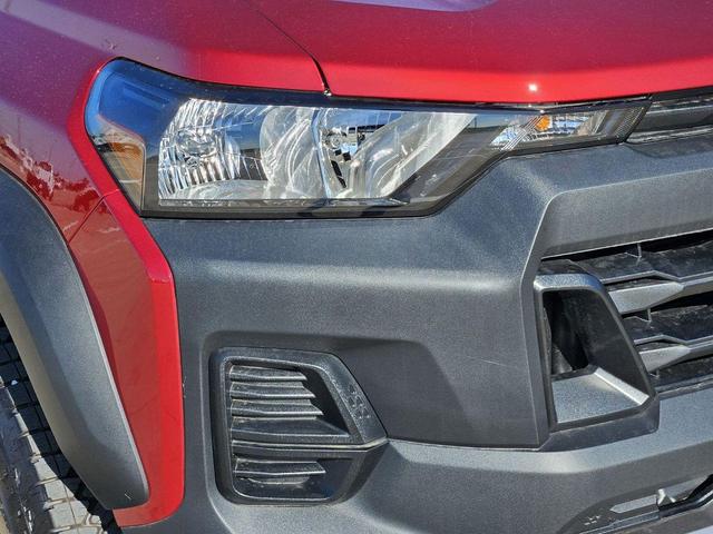 Photo of 2025 Radiant Red Tintcoat Chevrolet Colorado