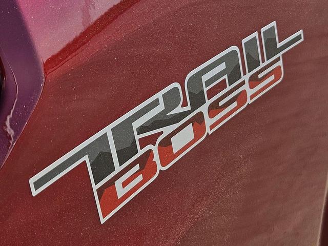 Photo of 2025 Radiant Red Tintcoat Chevrolet Colorado