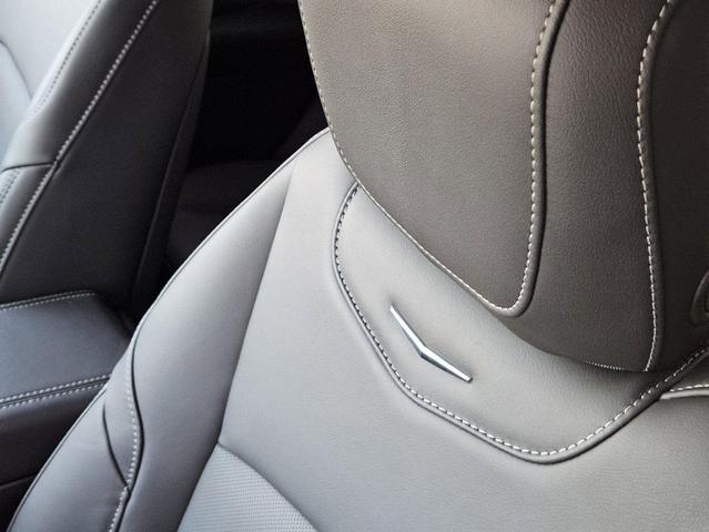 Photo of 2025 Argent Silver Metallic Cadillac XT4