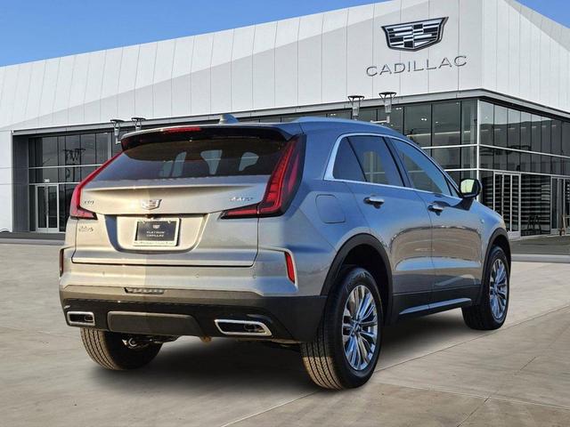 Photo of 2025 Argent Silver Metallic Cadillac XT4
