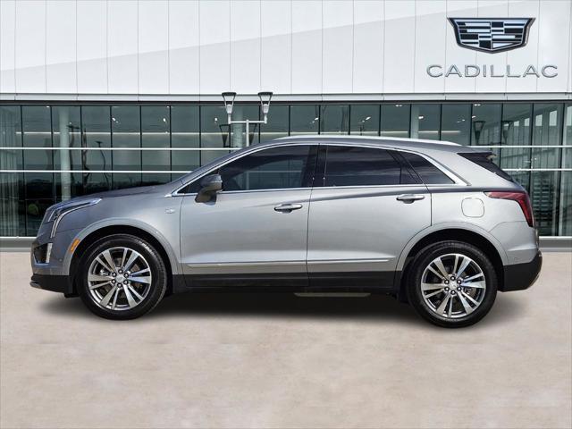Photo of 2025 Argent Silver Metallic Cadillac XT5