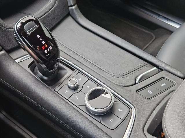 Photo of 2025 Argent Silver Metallic Cadillac XT5
