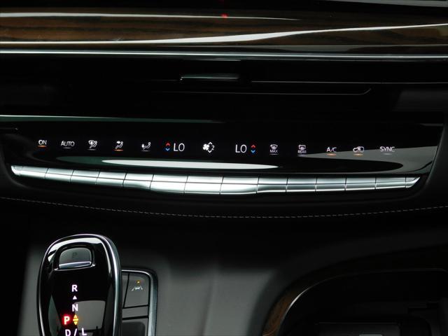 Photo of 2023 Argent Silver Metallic Cadillac Escalade