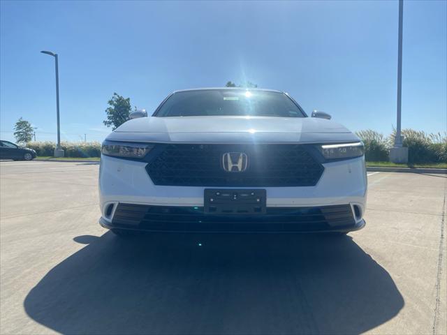 Photo of 2024 Platinum White Pearl Honda Accord Hybrid
