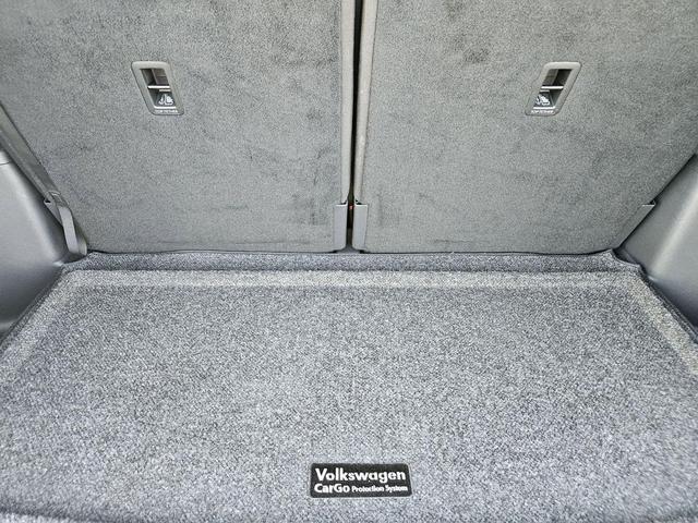 Photo of 2025 Gray Volkswagen Atlas