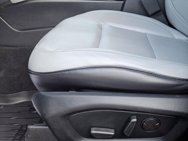 Photo of 2021 Gray Ford Explorer
