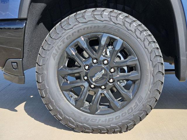 Photo of 2025 Lakeshore Blue Metallic Chevrolet Silverado 2500