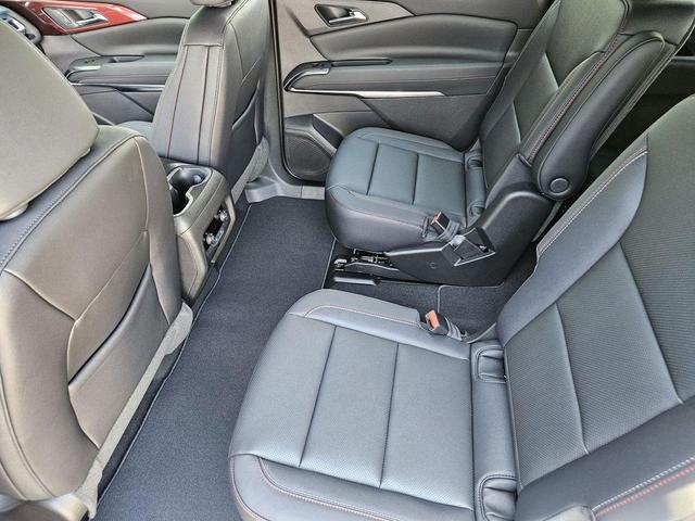 Photo of 2026 Mosaic Black Metallic Chevrolet Traverse