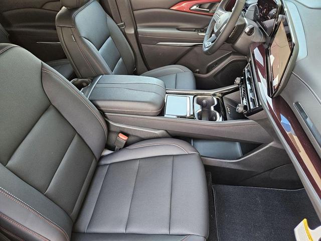 Photo of 2026 Mosaic Black Metallic Chevrolet Traverse