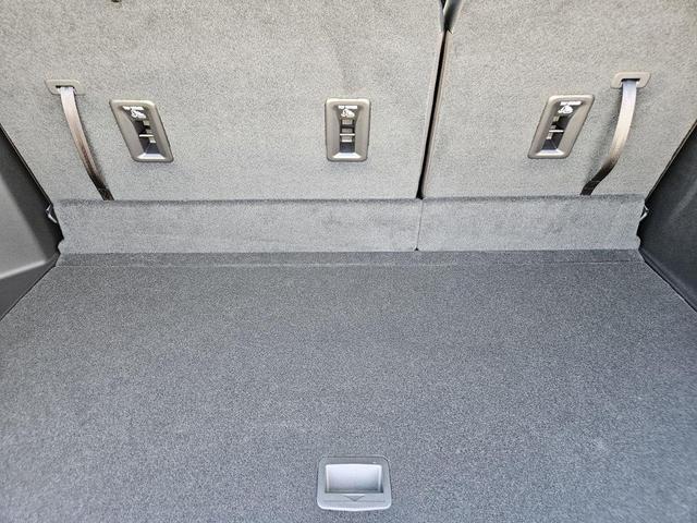 Photo of 2026 Mosaic Black Metallic Chevrolet Traverse