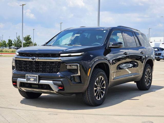 Photo of 2026 Mosaic Black Metallic Chevrolet Traverse