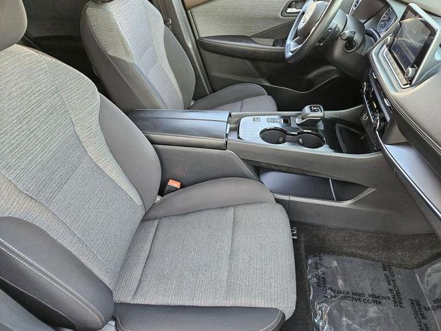 Photo of 2023 Gun Metallic Nissan Rogue