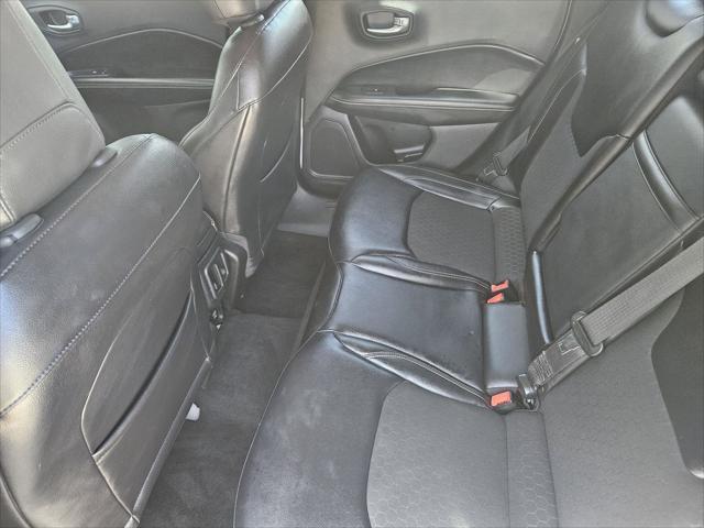 Photo of 2017 White Clearcoat Jeep New Compass