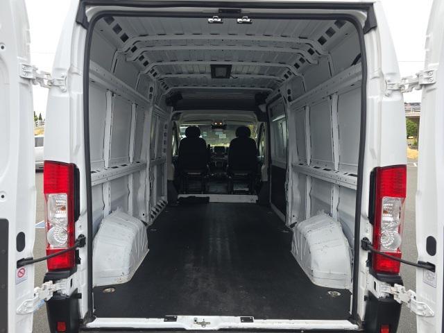 Photo of 2022 Bright White Clearcoat RAM ProMaster 2500