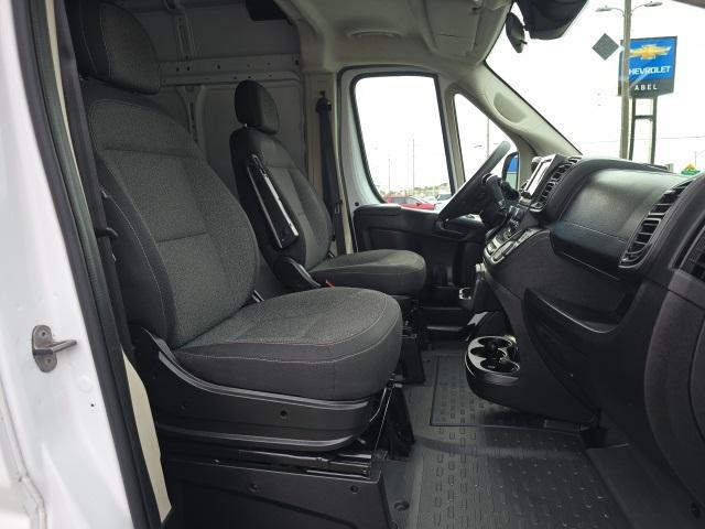 Photo of 2022 Bright White Clearcoat RAM ProMaster 2500