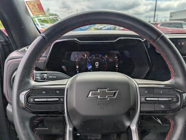 Photo of 2023 Black Chevrolet Colorado