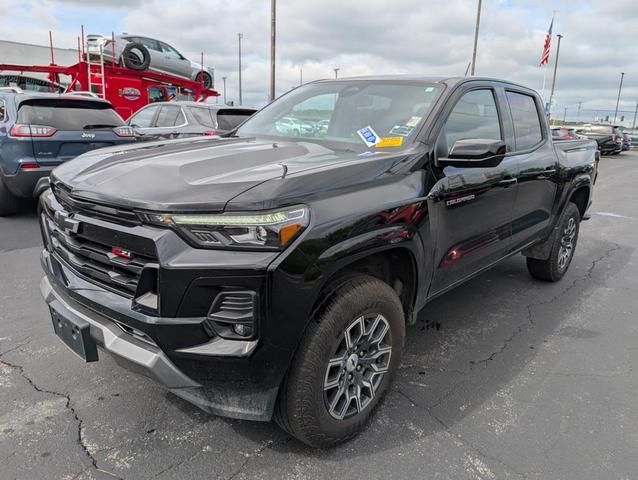 Photo of 2023 Black Chevrolet Colorado