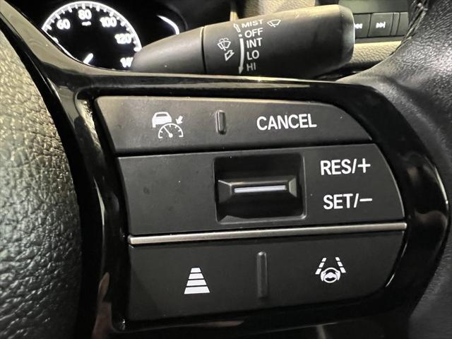 Photo of 2022 Platinum White Honda Civic