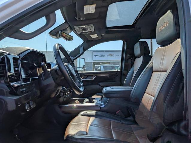 Photo of 2024 Summit White Chevrolet Silverado 3500