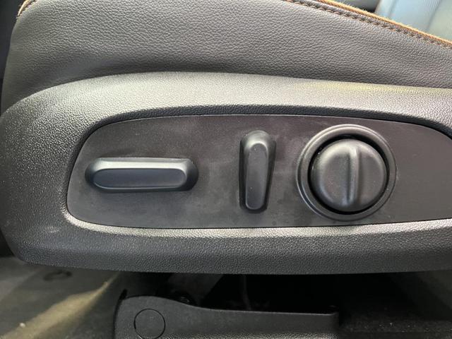 Photo of 2023 Ebony Twilight Metallic GMC Acadia
