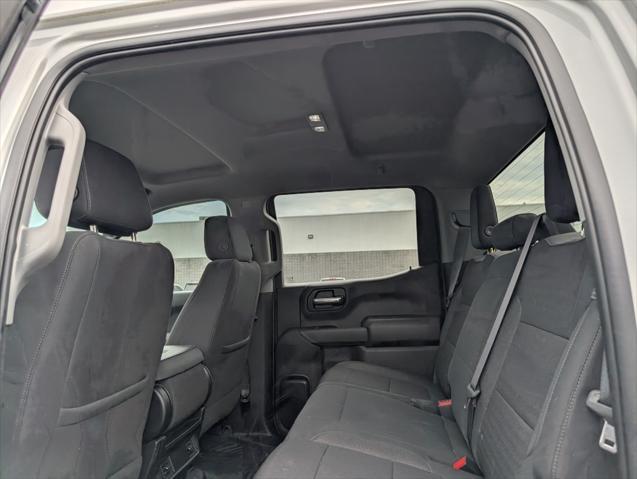 Photo of 2022 Silver Ice Metallic Chevrolet Silverado 1500