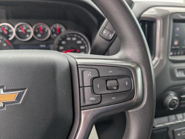 Photo of 2022 Silver Ice Metallic Chevrolet Silverado 1500