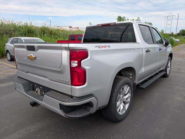 Photo of 2022 Silver Ice Metallic Chevrolet Silverado 1500