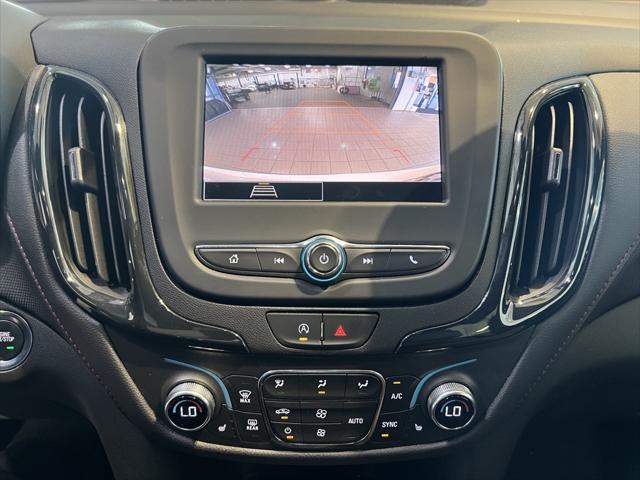 Photo of 2023 Summit White Chevrolet Equinox