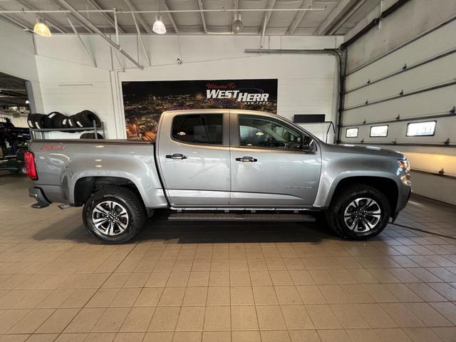 Photo of 2022 Satin Steel Metallic Chevrolet Colorado