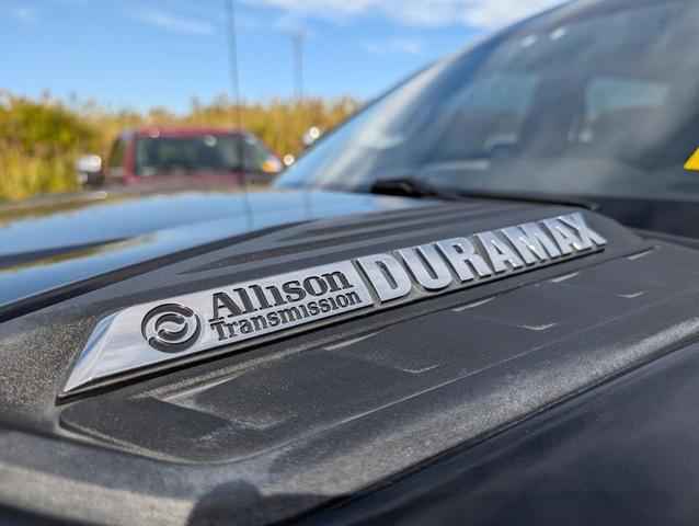 Photo of 2021 Black Chevrolet Silverado 2500