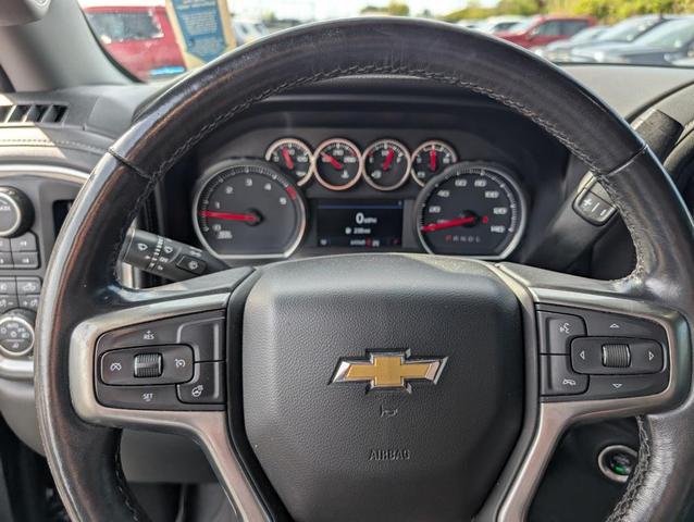 Photo of 2021 Black Chevrolet Silverado 2500