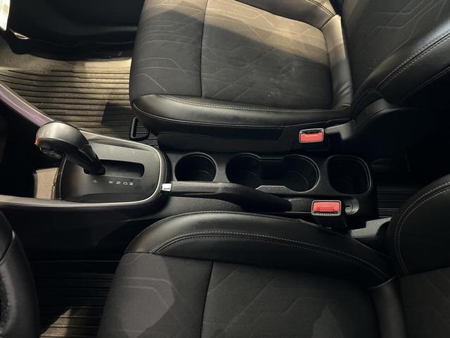 Photo of 2021 Summit White Chevrolet Trax