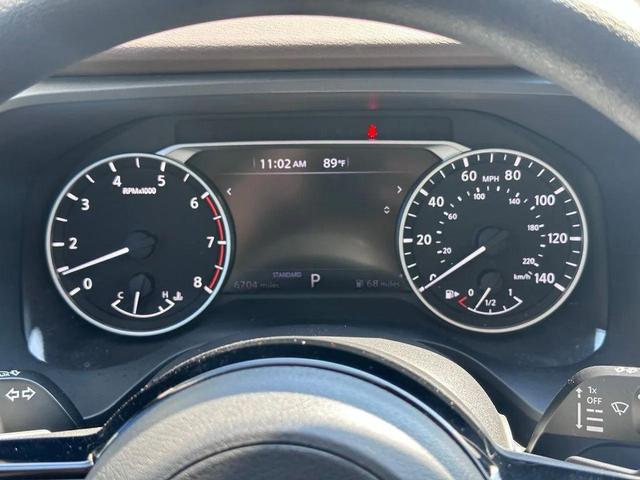 Photo of 2022 Pearl White Tricoat Nissan Rogue