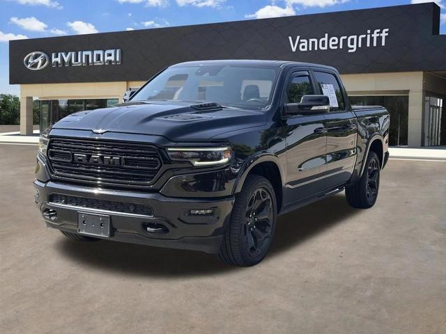 Photo of 2022 Diamond Black Crystal Pearlcoat RAM 1500