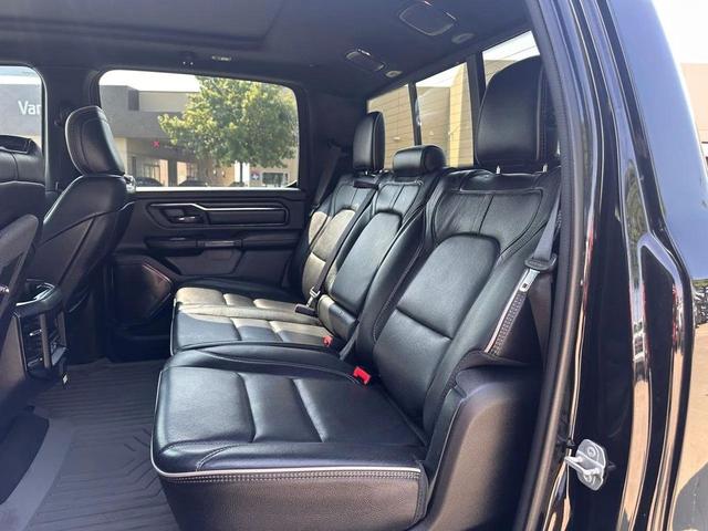 Photo of 2022 Diamond Black Crystal Pearlcoat RAM 1500